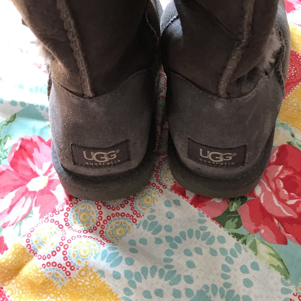 UGG Bailey Button Triplet II - Picture 3 of 8